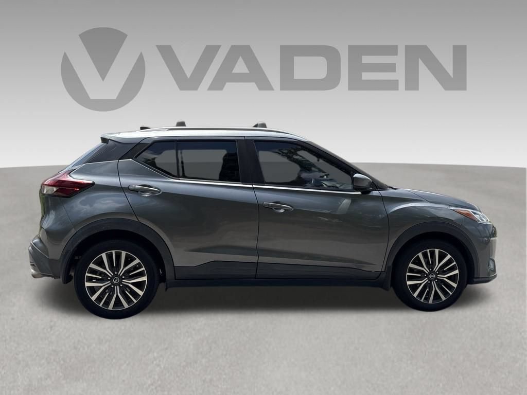 Used 2021 Nissan Kicks SV w/ Exterior Package FWD image 6