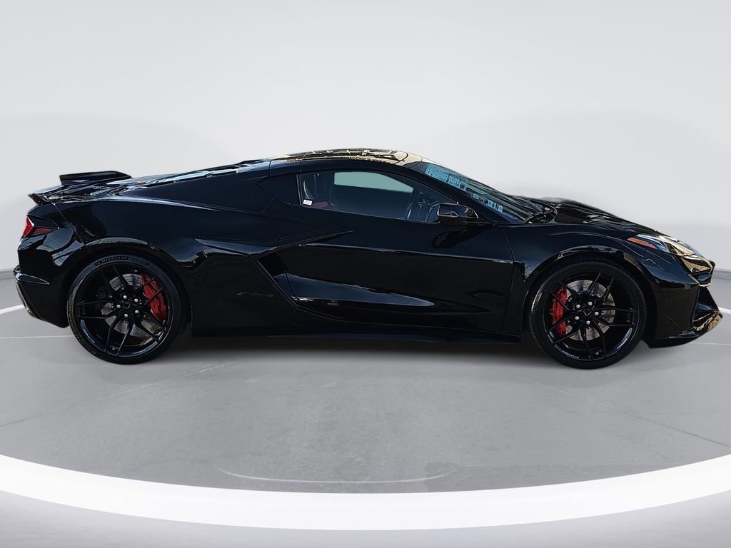 New 2026 Chevrolet Corvette Z06 image 2