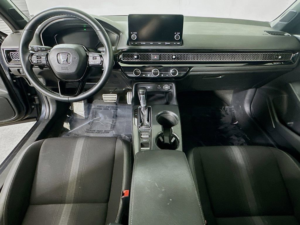 Used 2023 Honda Civic Sport image 15
