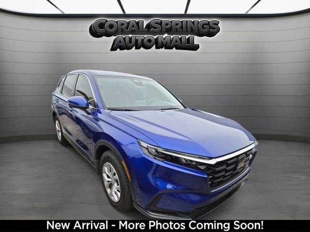 Used 2025 Honda CR-V LX image 1