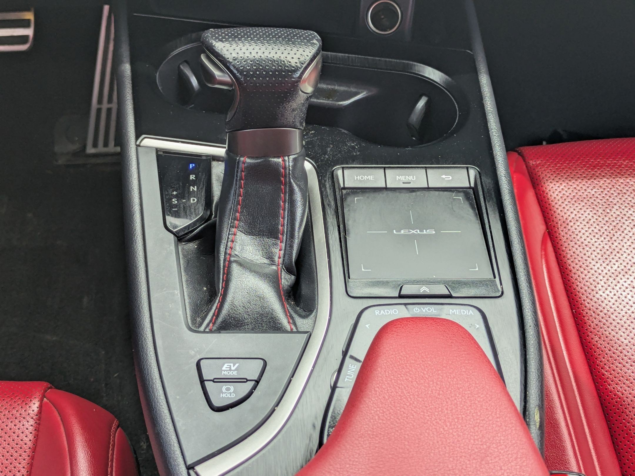 Used 2020 Lexus UX 250h F Sport w/ F Sport Premium Package AWD/4WD image 25