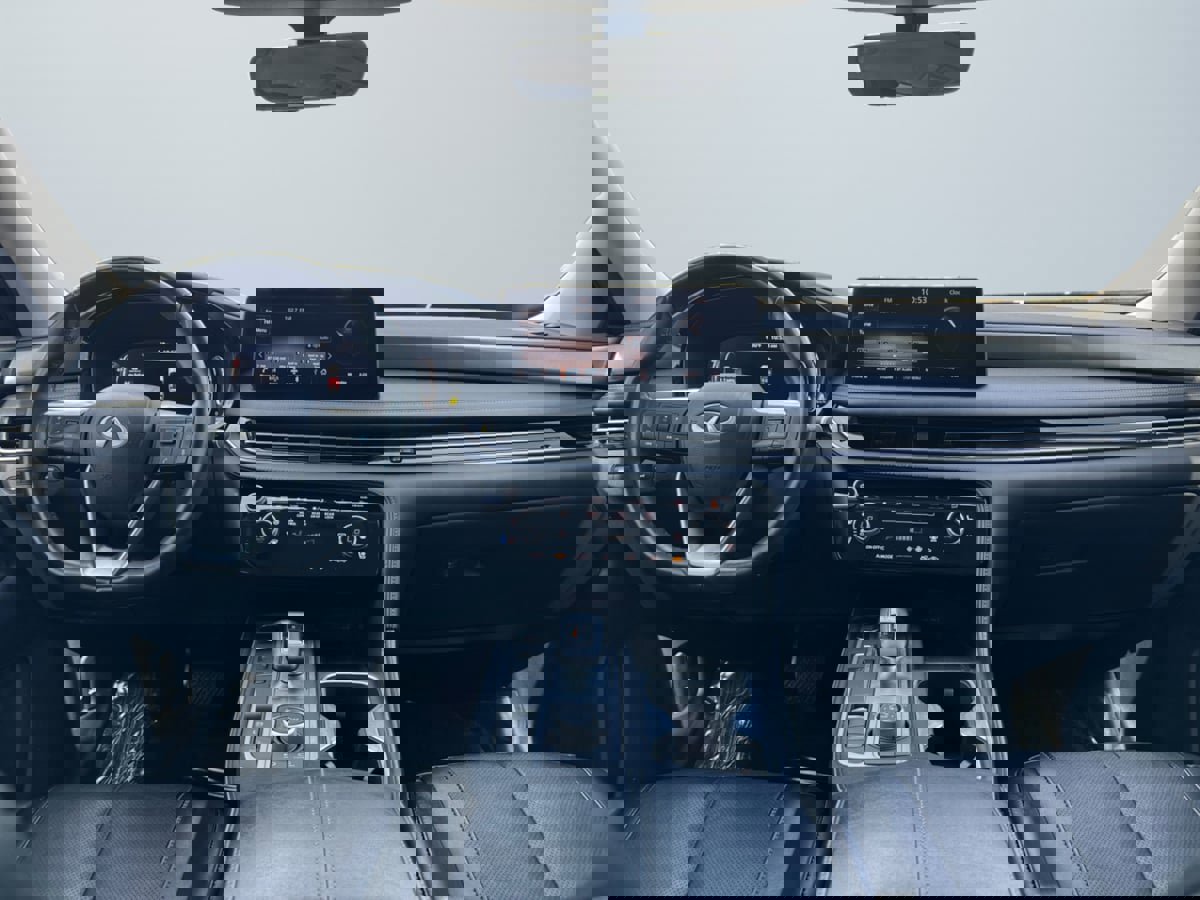 Used 2023 INFINITI QX60 Luxe image 10