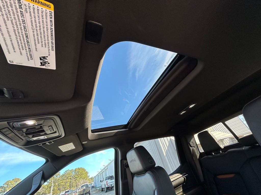 Used 2025 GMC Sierra 1500 AT4 w/ AT4 Premium Package image 39