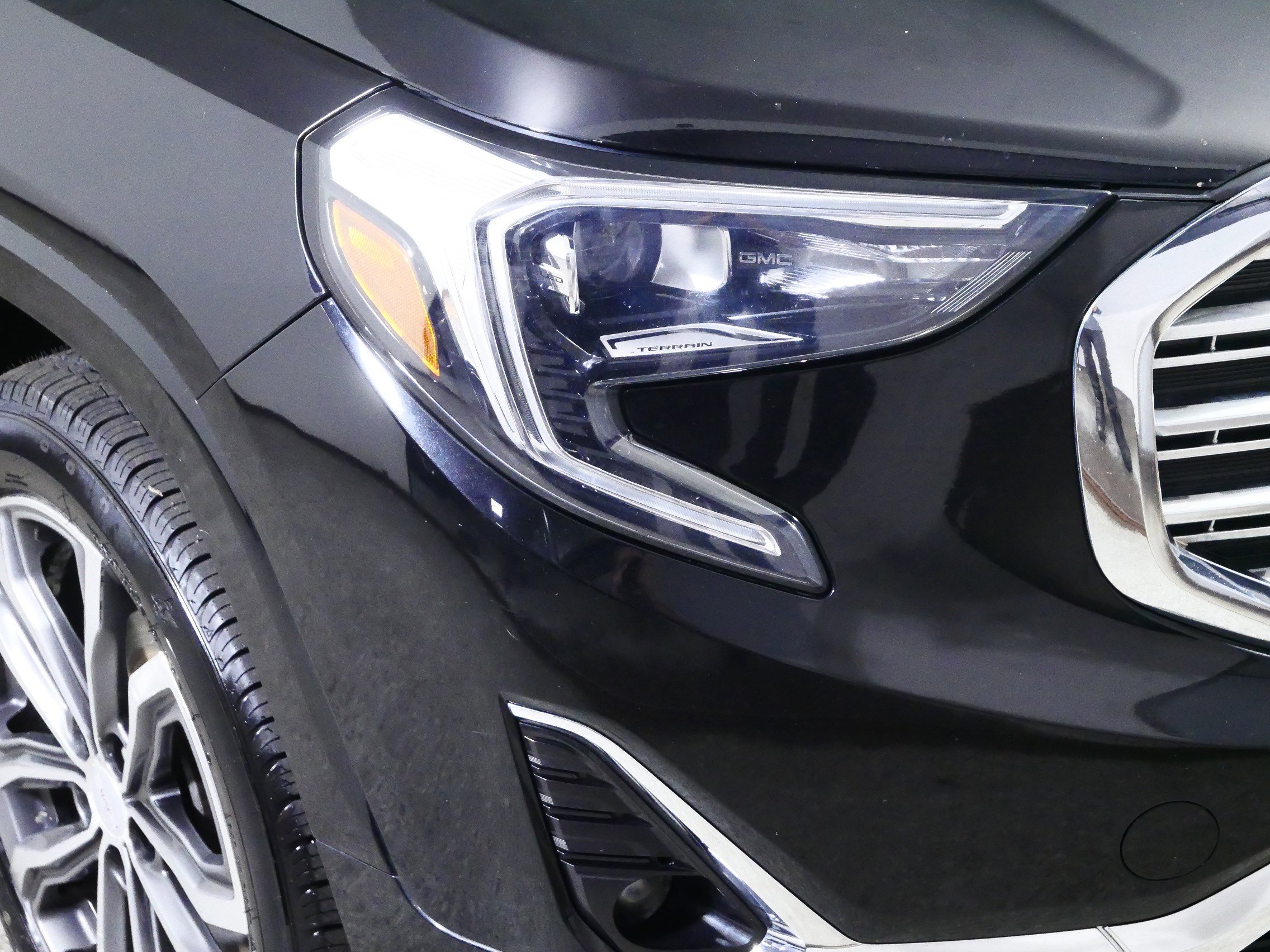 Used 2018 GMC Terrain Denali image 16