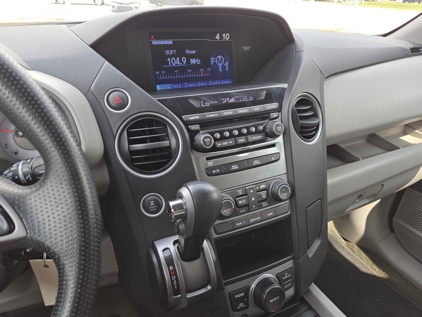 Used 2015 Honda Pilot SE image 27