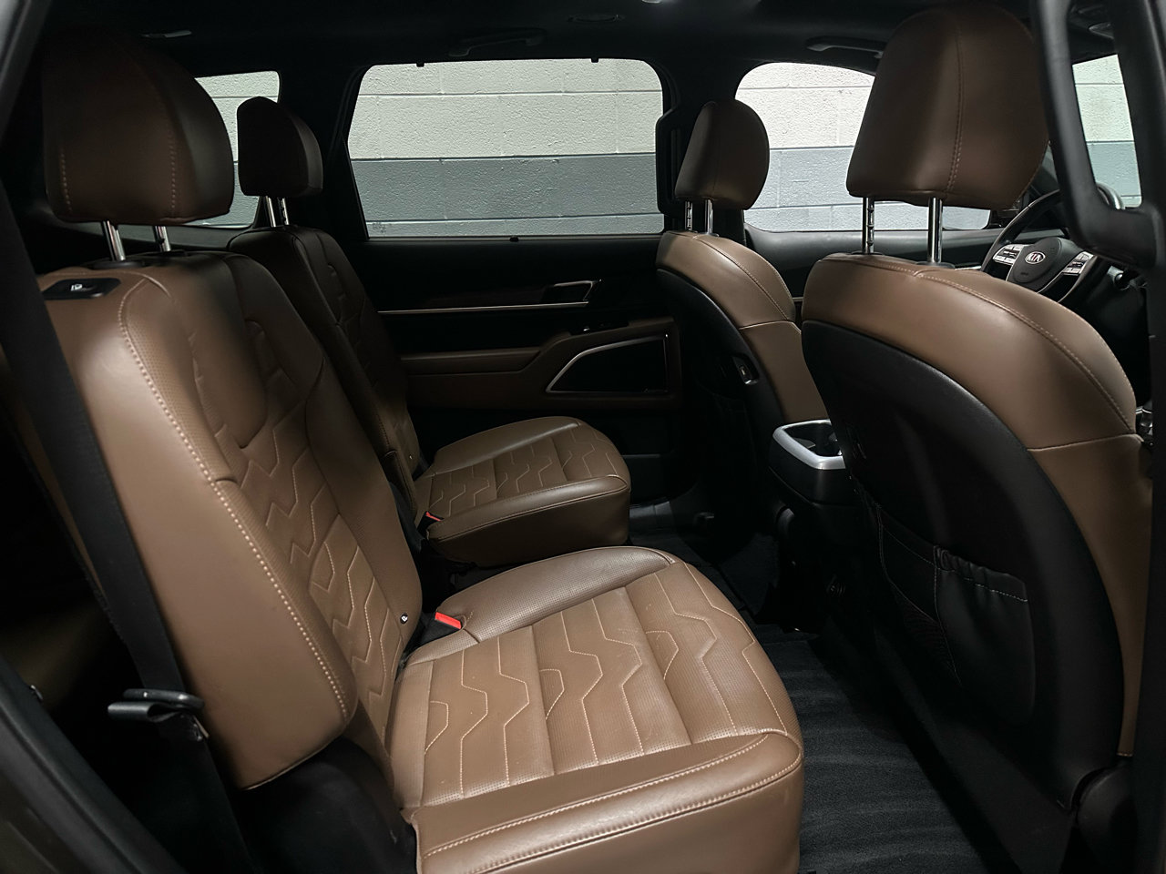 Used 2020 Kia Telluride SX w/ SX Prestige Package image 11