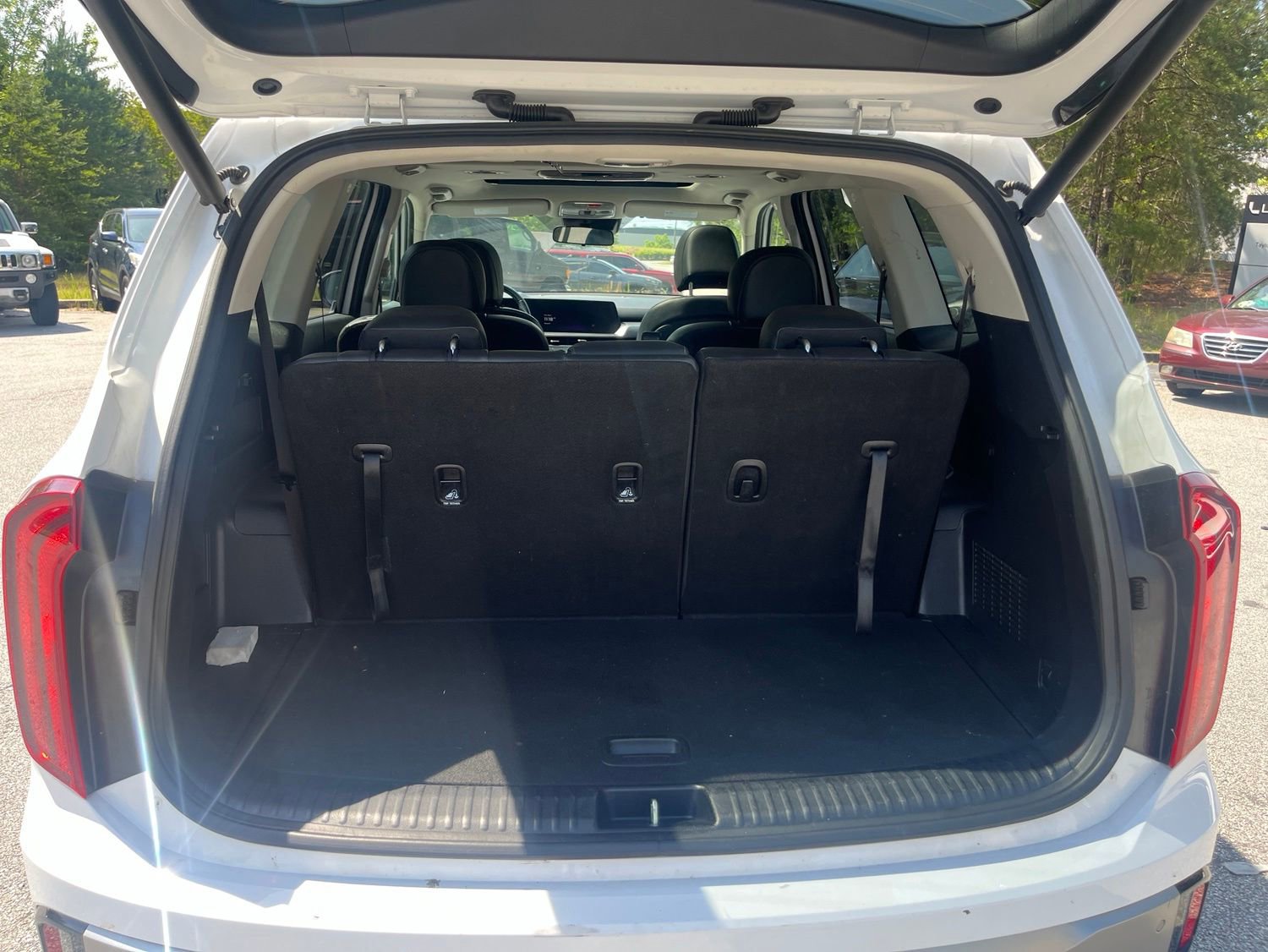 Used 2025 Kia Telluride S FWD image 20