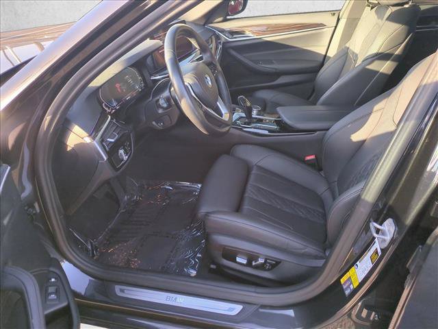 Used 2023 BMW 530e w/ Convenience Package RWD image 17