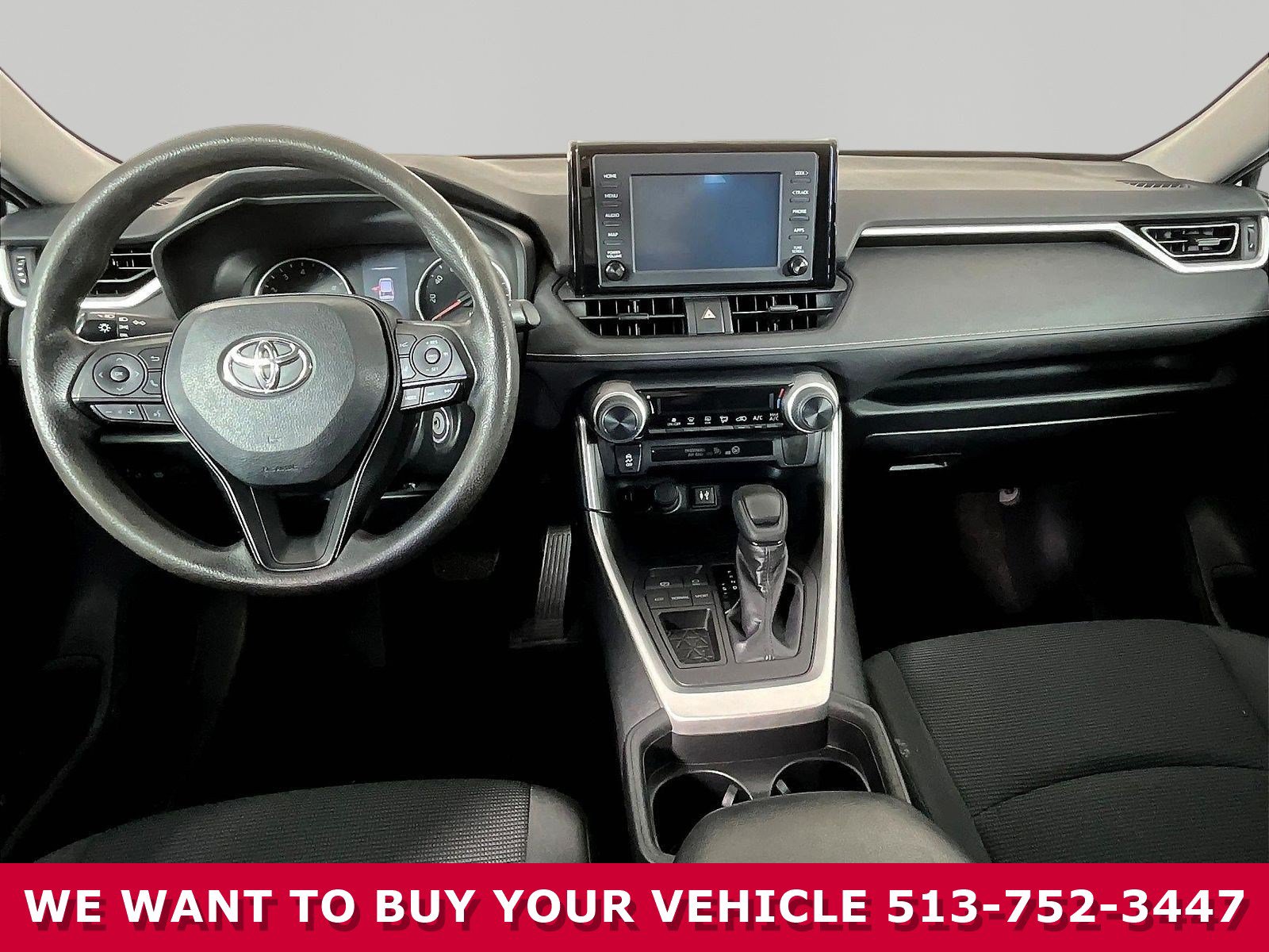 Used 2019 Toyota RAV4 LE w/ Carpet Mat Package FWD image 7