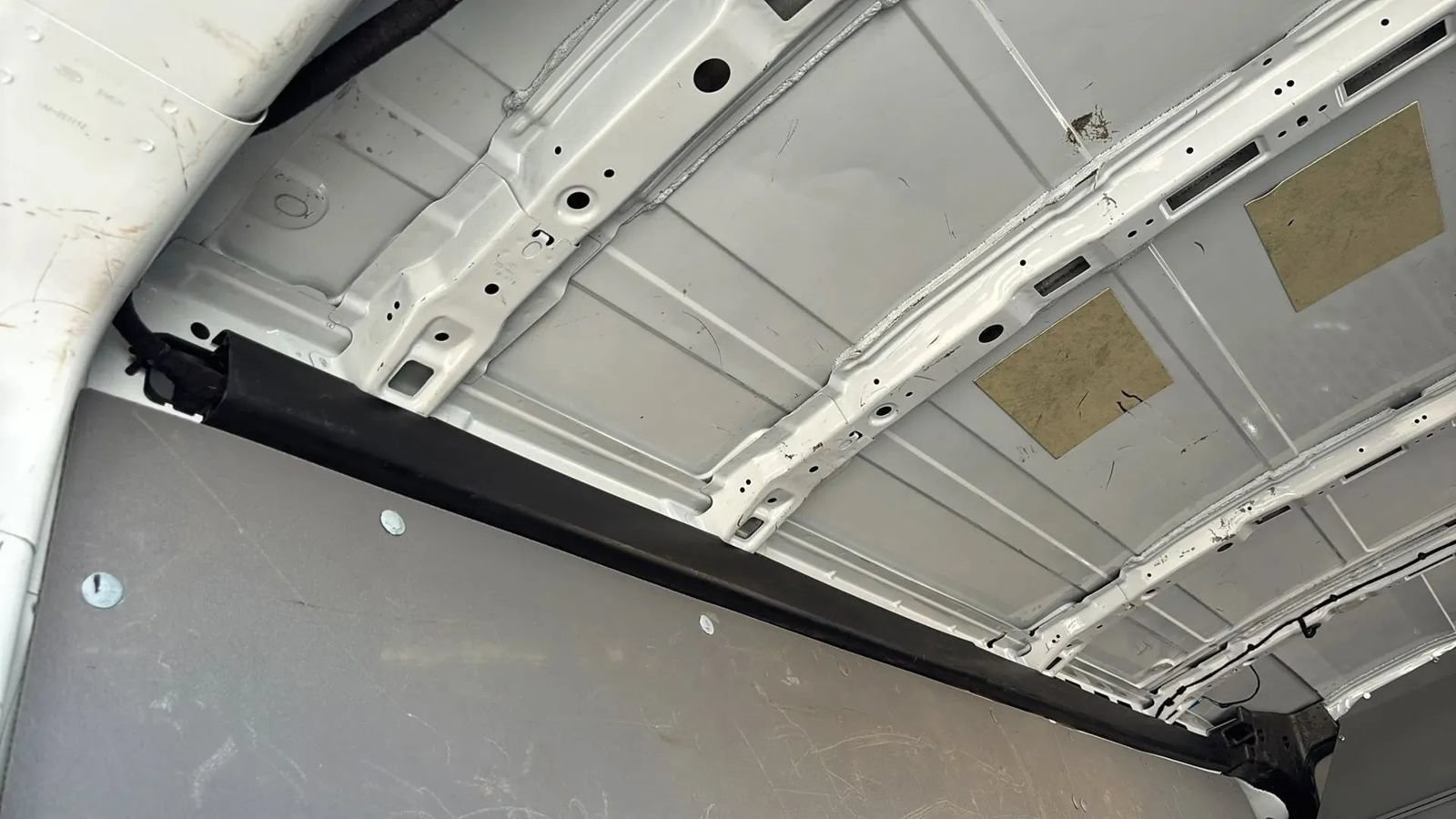 Used 2020 Ford Transit 250 Medium Roof RWD image 36