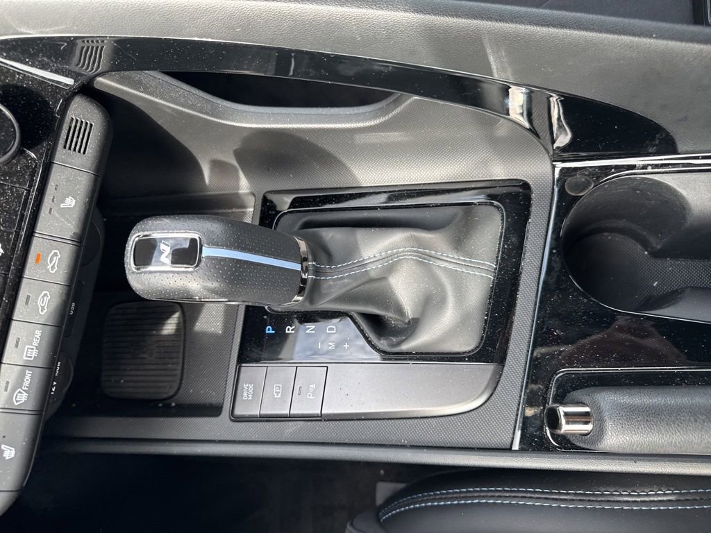 Used 2025 Hyundai Elantra N FWD image 29