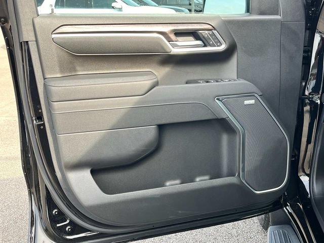 New 2026 Chevrolet Silverado 1500 LTZ w/ LTZ Premium Package RWD image 24