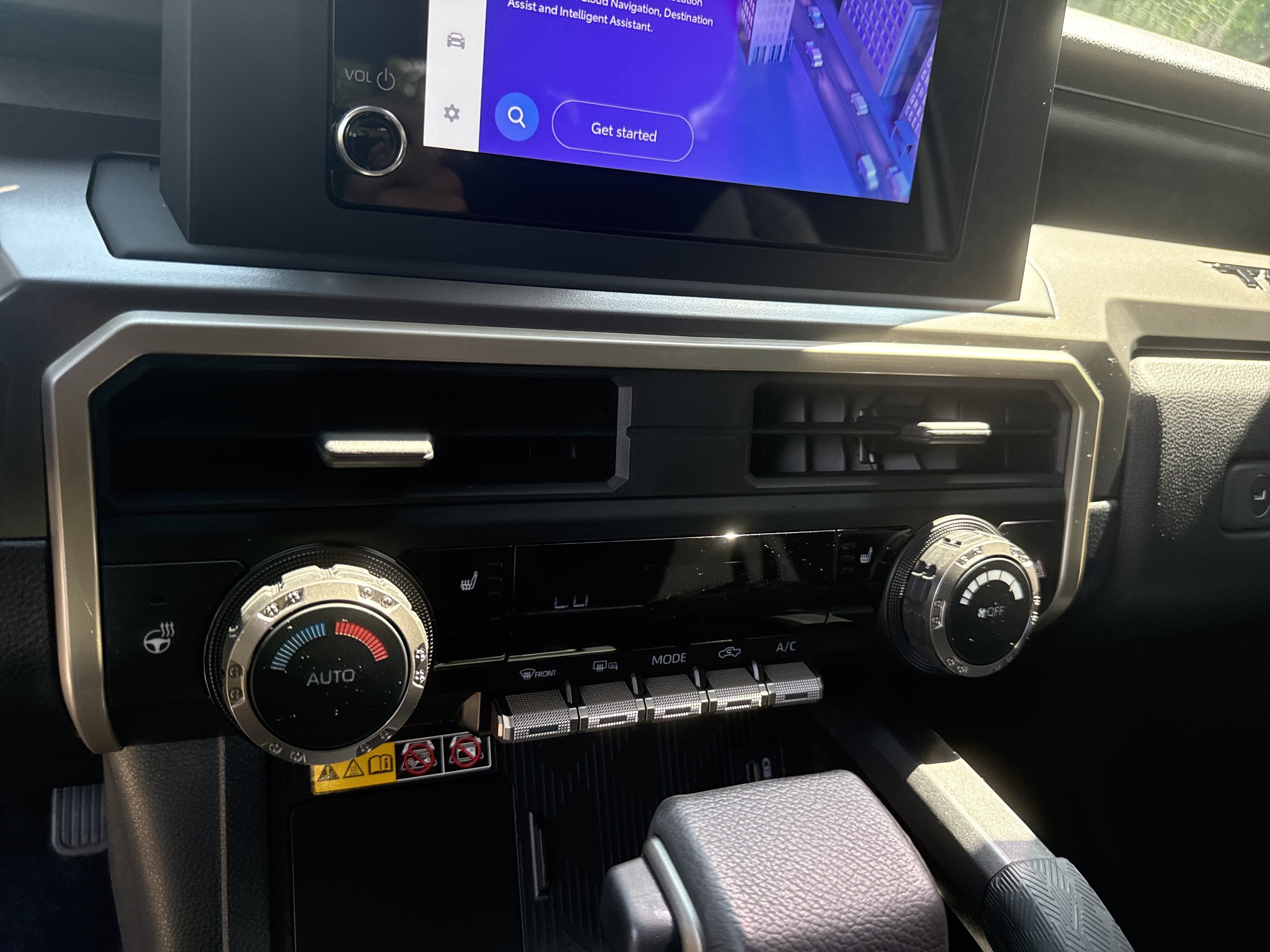 Used 2024 Toyota Tacoma SR5 RWD image 29