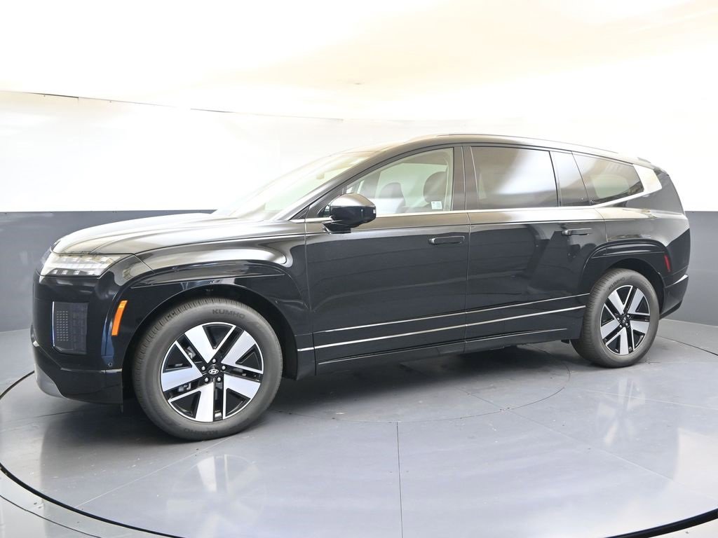 New 2026 Hyundai Ioniq 9 SEL image 2