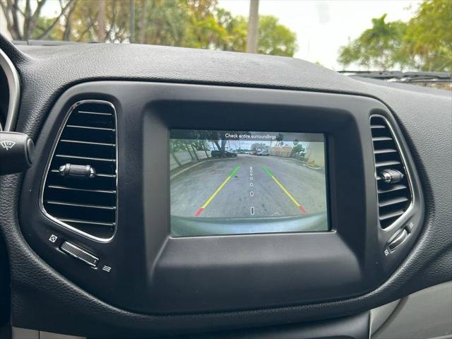 Certified 2019 Jeep Compass Latitude image 27