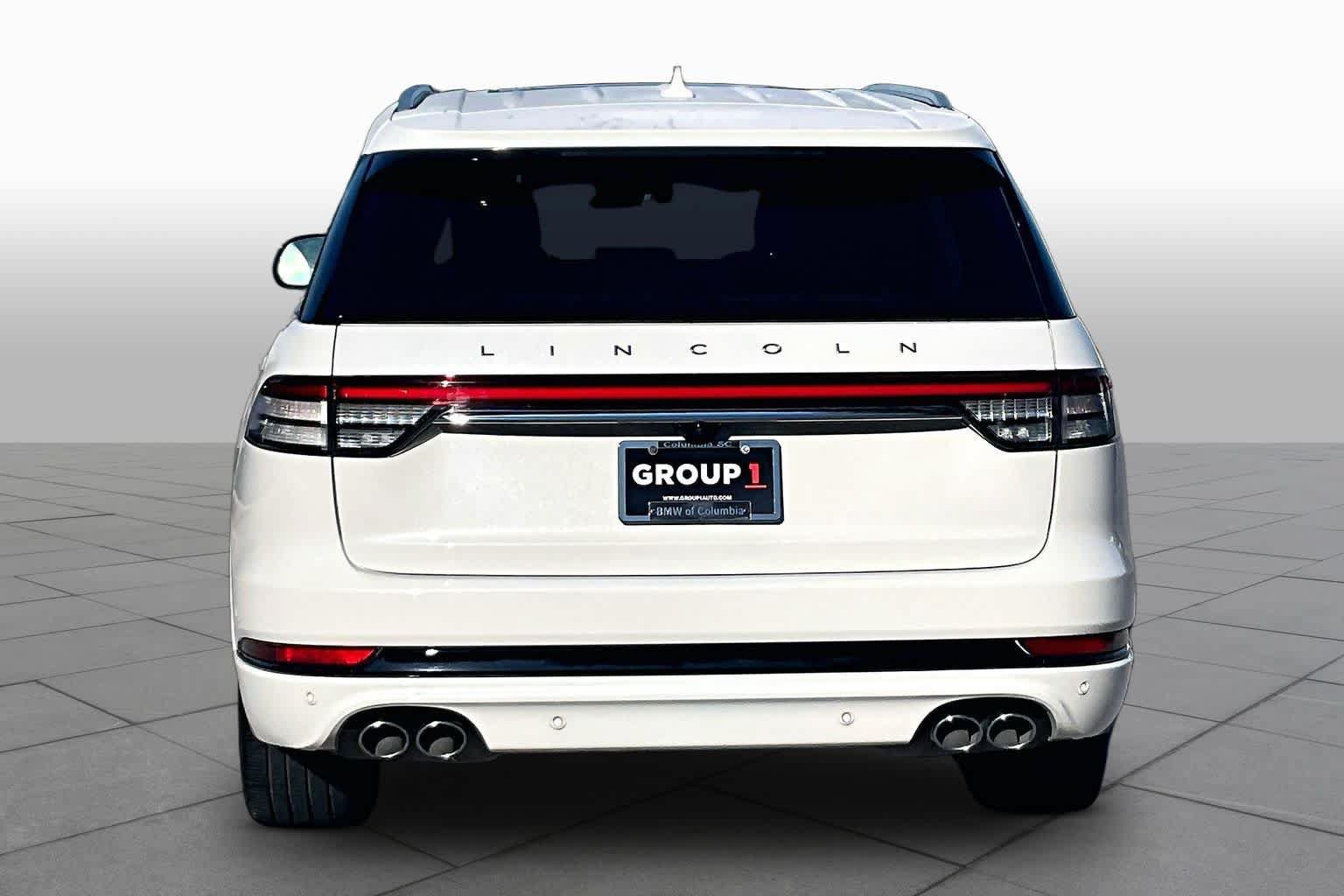 Used 2023 Lincoln Aviator Grand Touring w/ Equipment Group 301A AWD/4WD image 4