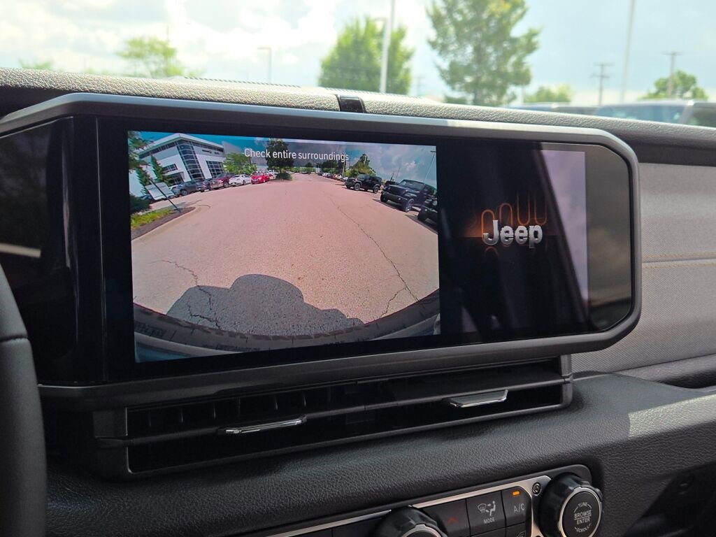 New 2025 Jeep Wrangler Sport S image 31