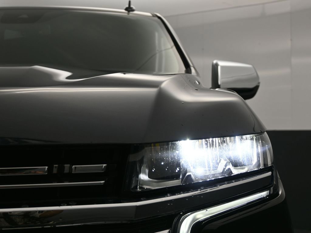 Used 2023 Chevrolet Tahoe Premier image 13