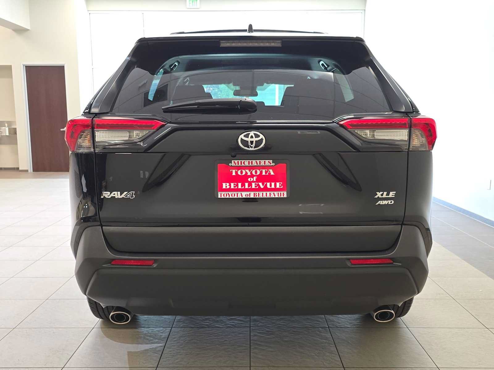 Certified 2025 Toyota RAV4 XLE AWD/4WD image 5