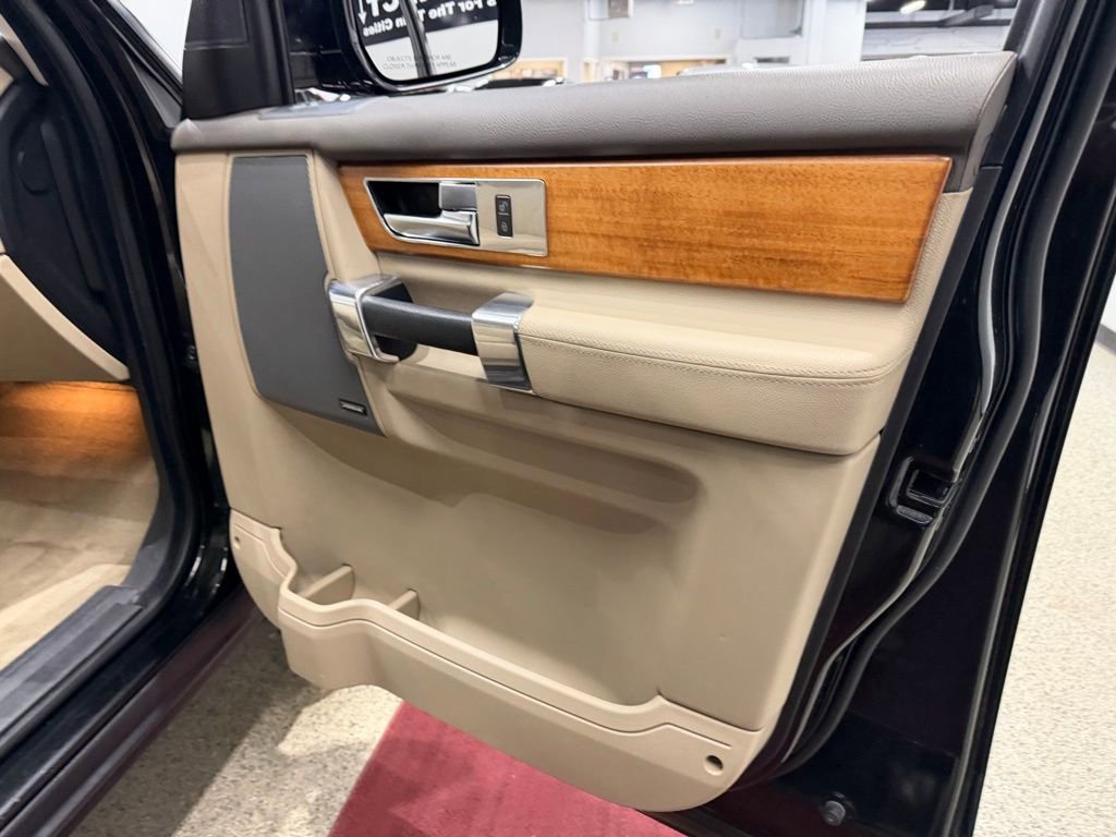 Used 2014 Land Rover LR4 HSE image 37