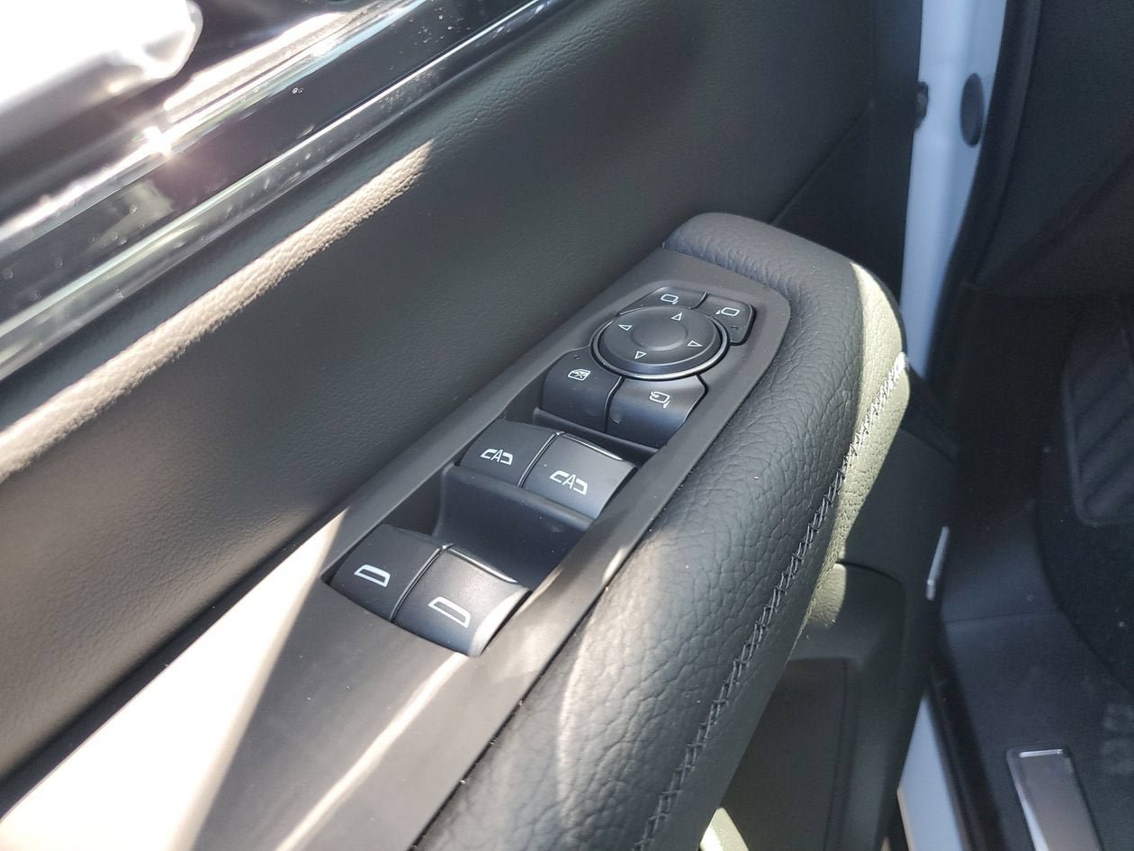 New 2026 GMC Yukon XL Denali w/ Sun & Power Step Package AWD/4WD image 18