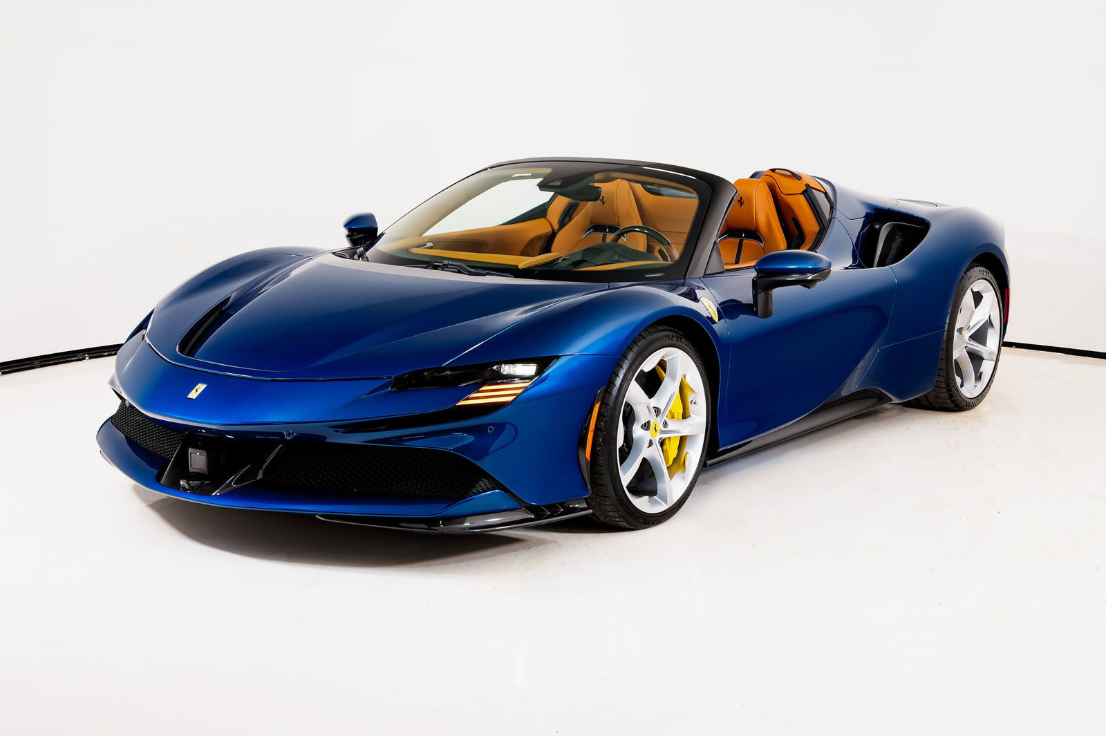 Certified 2022 Ferrari SF90 Spider AWD/4WD image 6