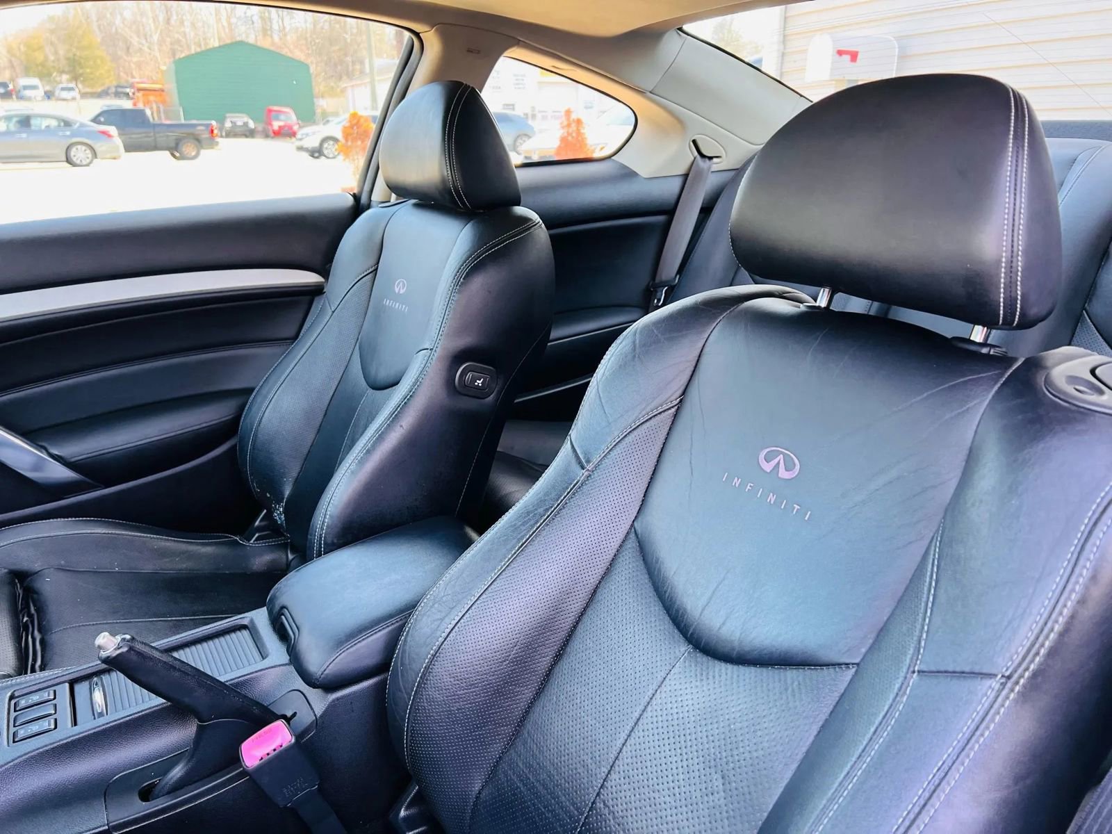 Used 2008 INFINITI G37 Sport w/ Premium Pkg image 28