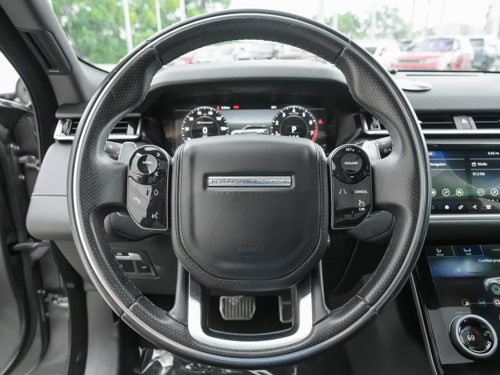 Used 2019 Land Rover Range Rover Velar R-Dynamic SE AWD/4WD image 8