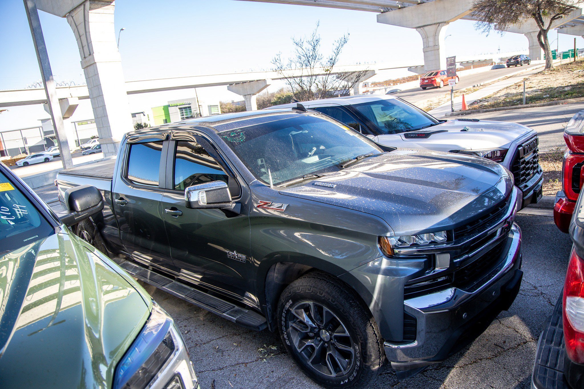 Used 2021 Chevrolet Silverado 1500 LT image 4