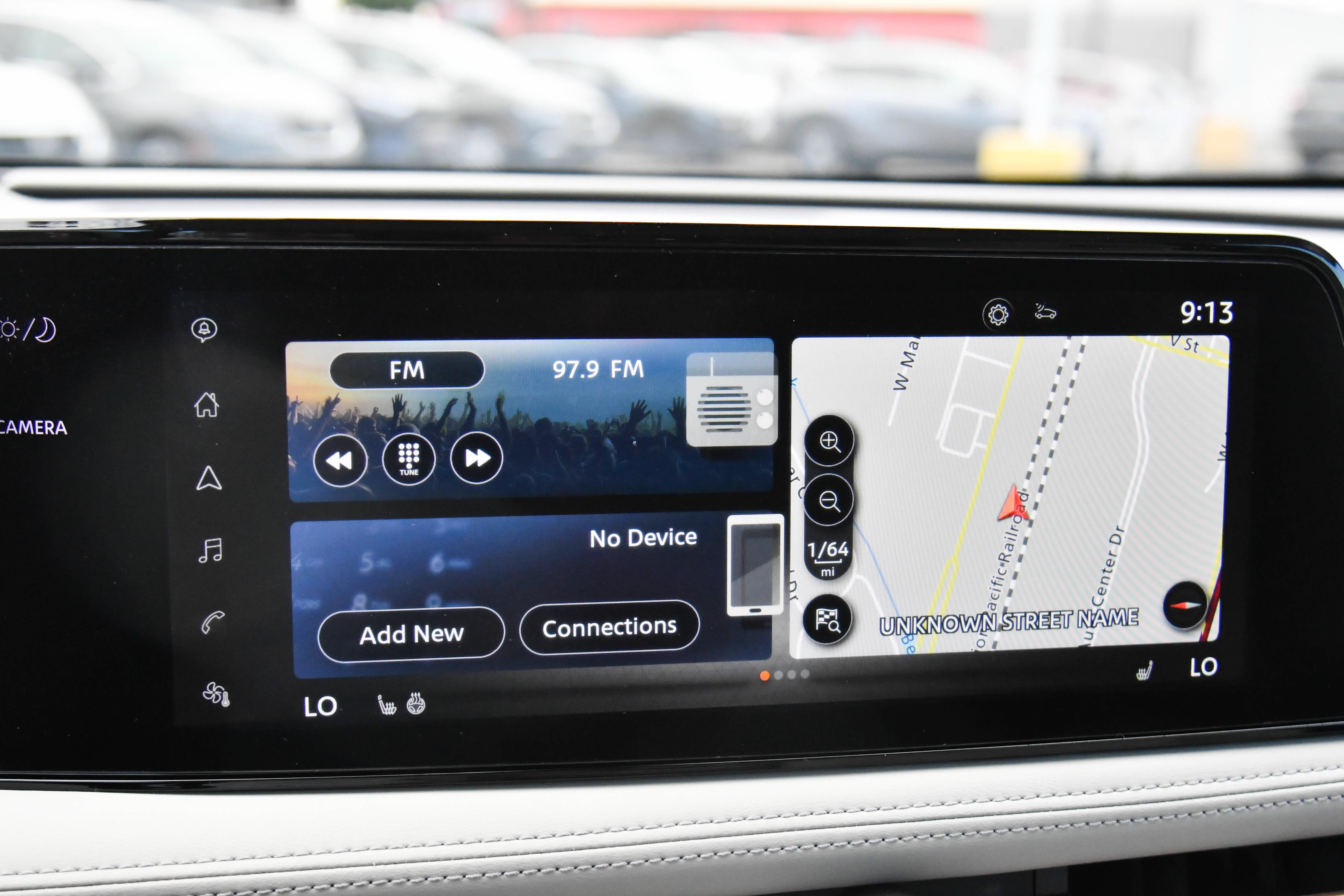 Used 2023 Nissan Ariya FWD image 19