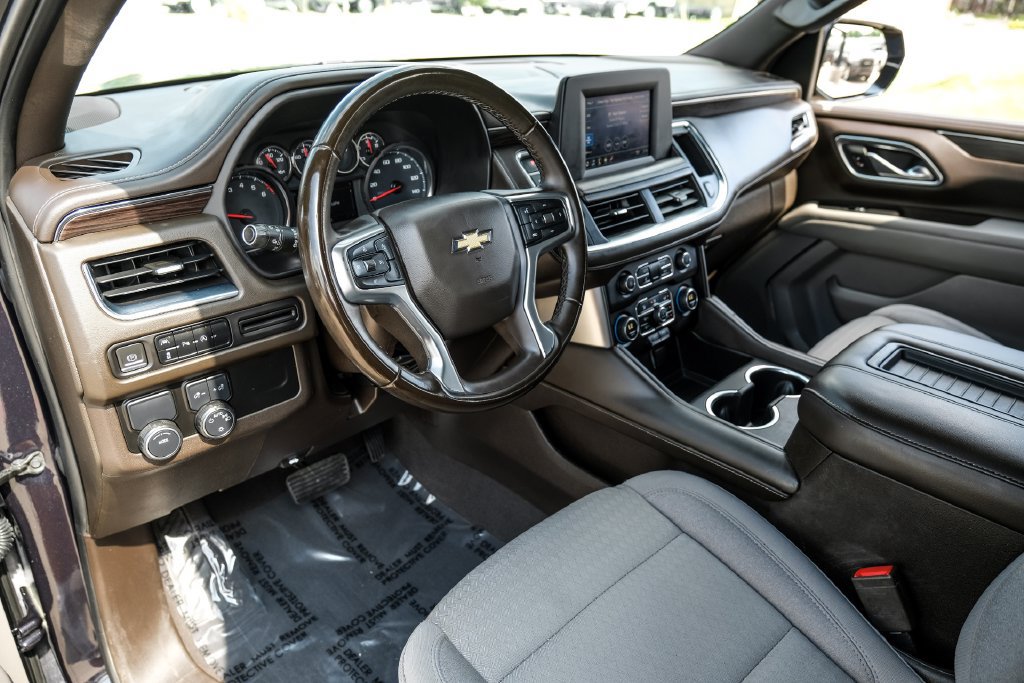 Used 2023 Chevrolet Tahoe LS RWD image 2