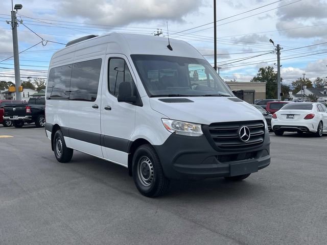 Used 2024 Mercedes-Benz Sprinter 2500 image 3