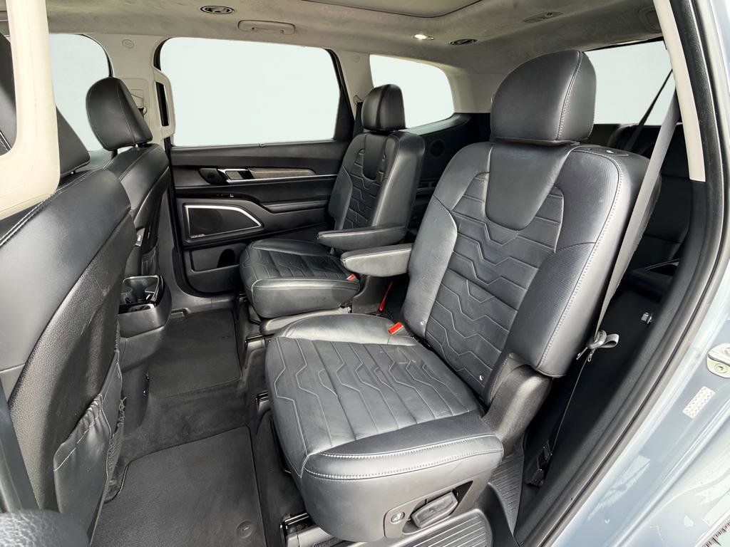 Used 2020 Kia Telluride SX w/ SX Prestige Package image 23