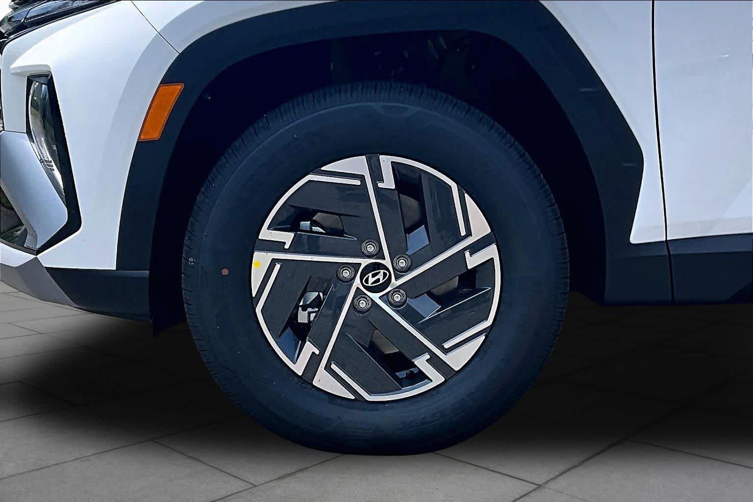 New 2026 Hyundai Tucson Blue SE AWD/4WD image 9