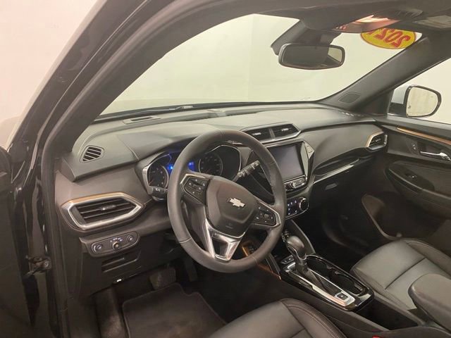 Used 2021 Chevrolet TrailBlazer ACTIV w/ Sun and Liftgate Package AWD/4WD image 8