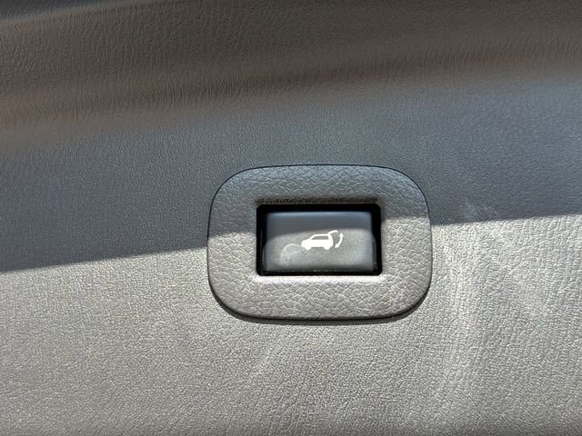 Used 2019 Nissan Armada SL w/ Premium Package image 20