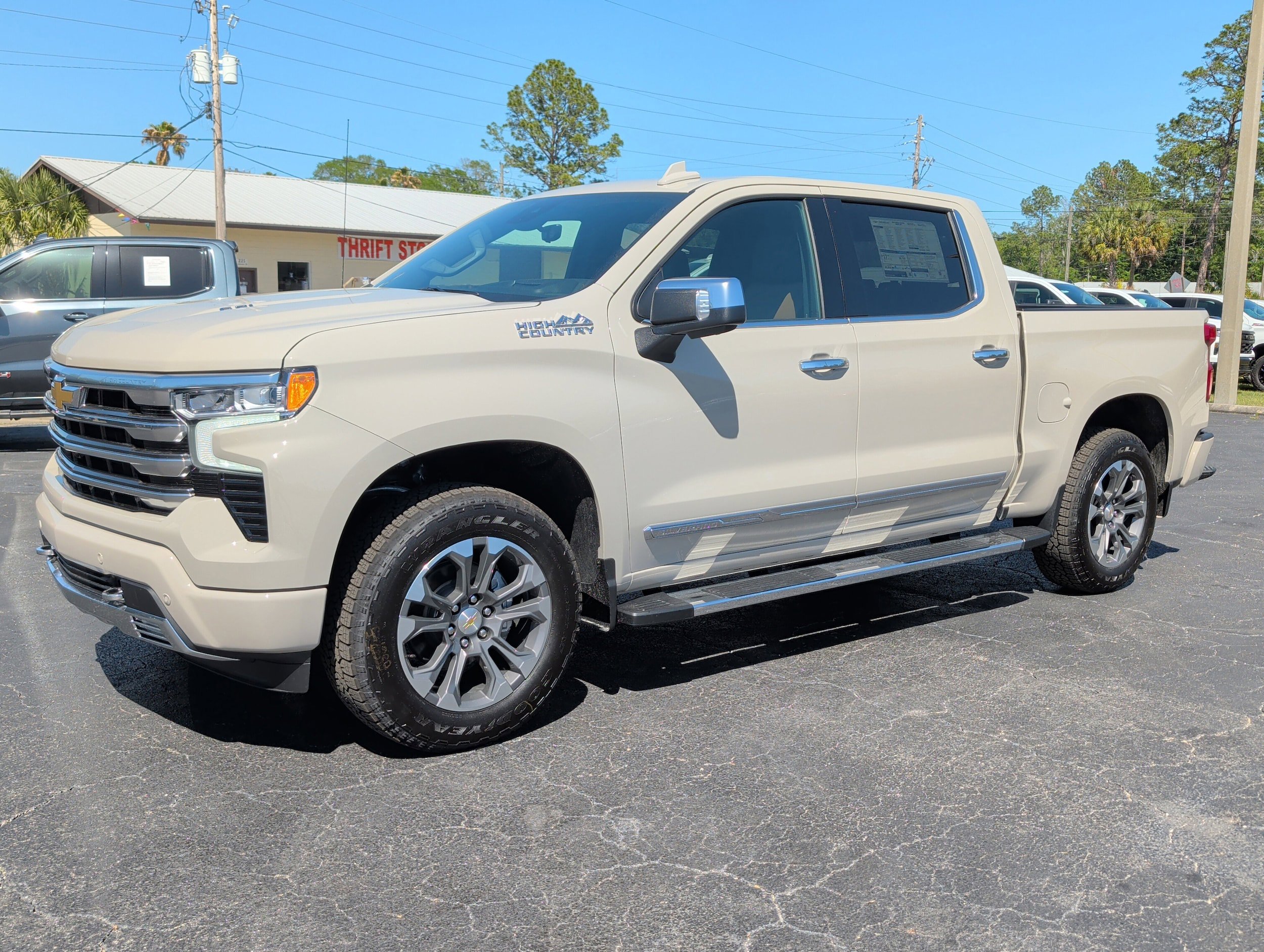 New 2026 Chevrolet Silverado 1500 High Country w/ Technology Package AWD/4WD image 8