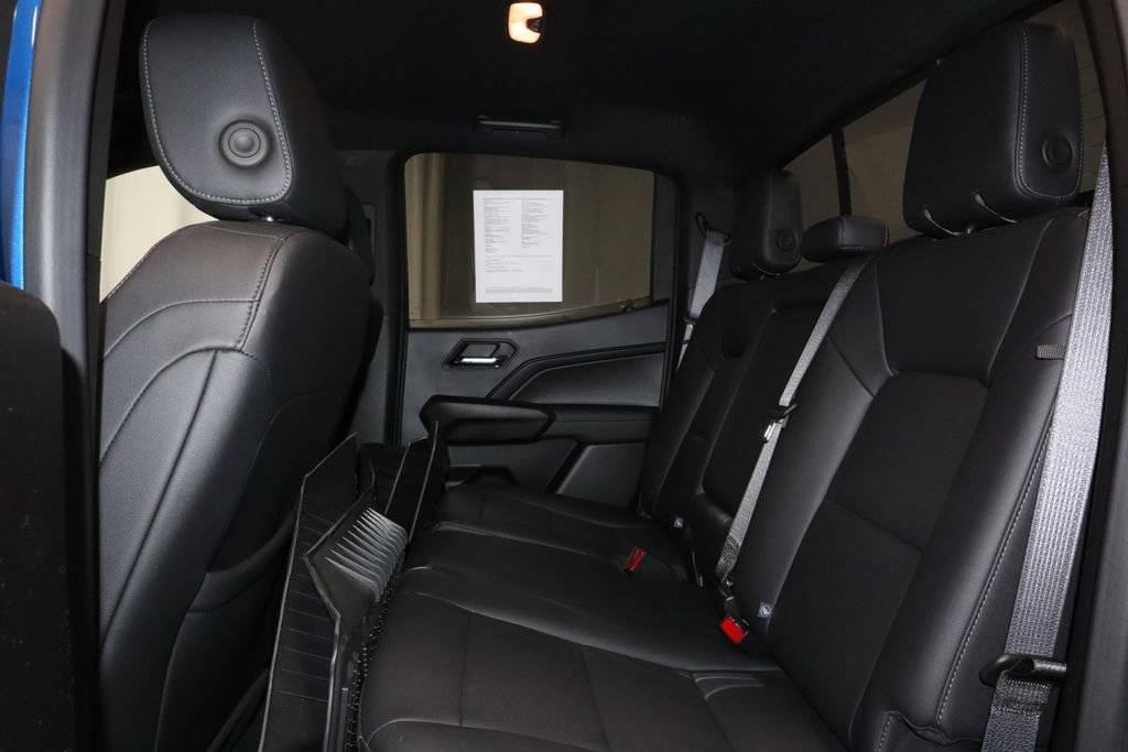 Used 2024 Chevrolet Colorado LT w/ LT Convenience Package III image 16