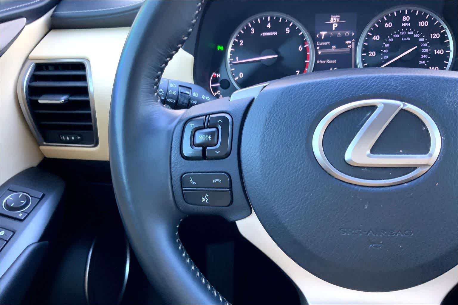 Used 2015 Lexus NX 200t FWD image 25