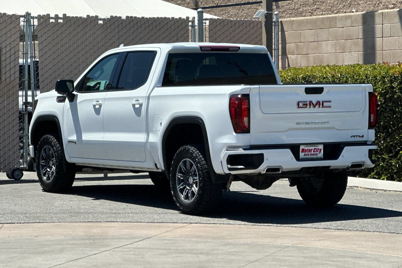 Certified 2025 GMC Sierra 1500 AT4 AWD/4WD image 6