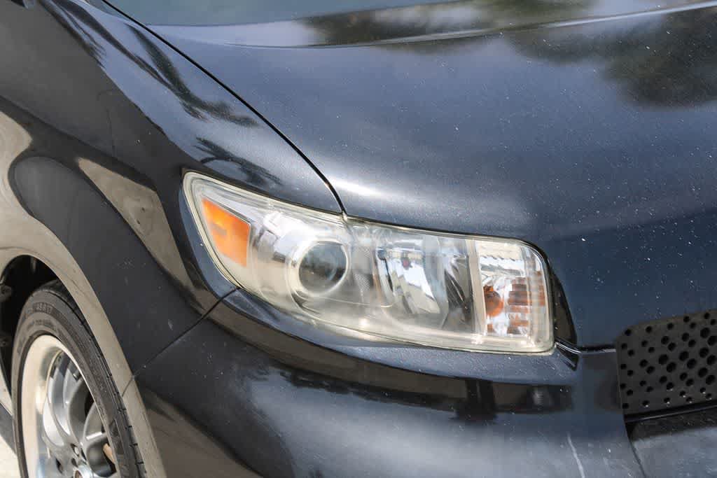 Used 2008 Scion xB FWD image 4