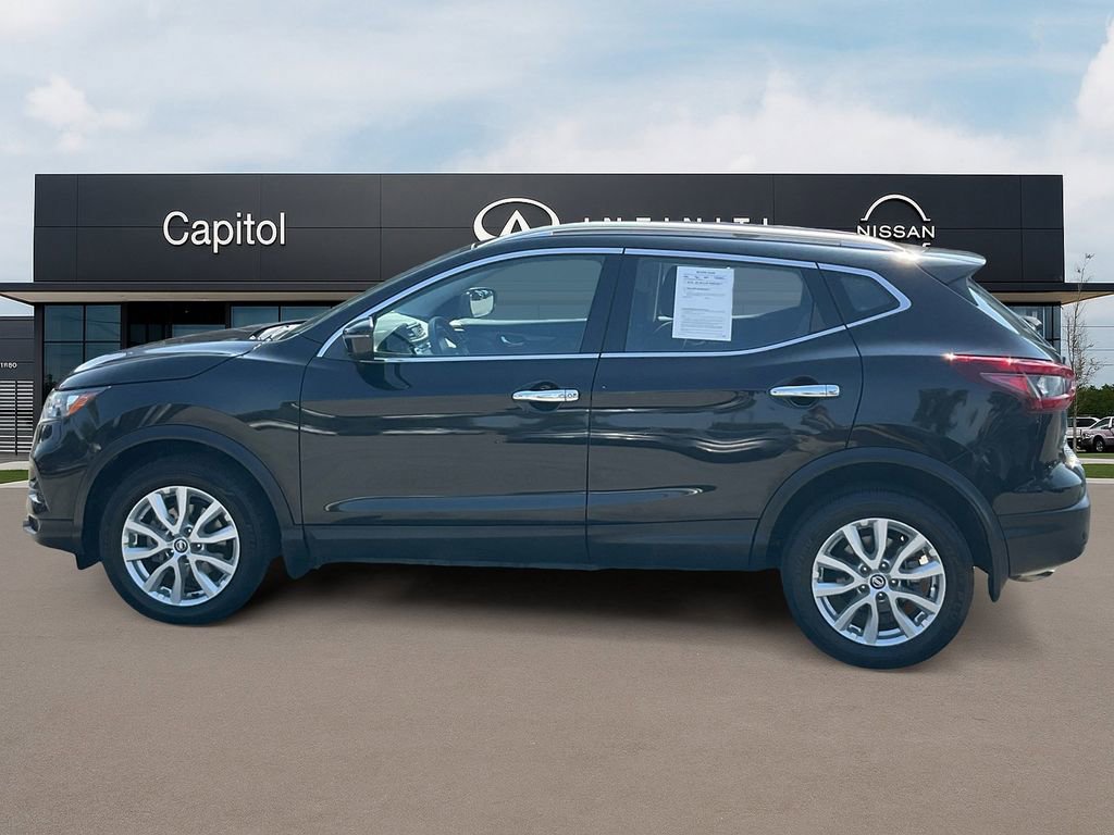 Used 2020 Nissan Rogue Sport SV image 9