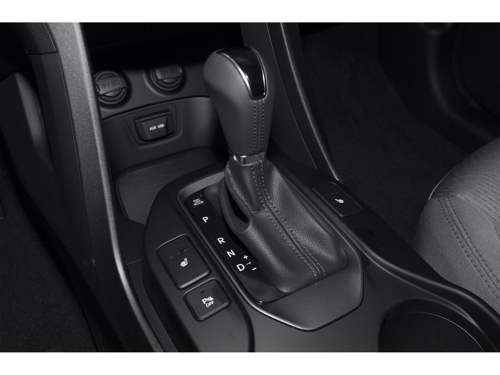 Used 2015 Hyundai Santa Fe Sport 2.0T image 8