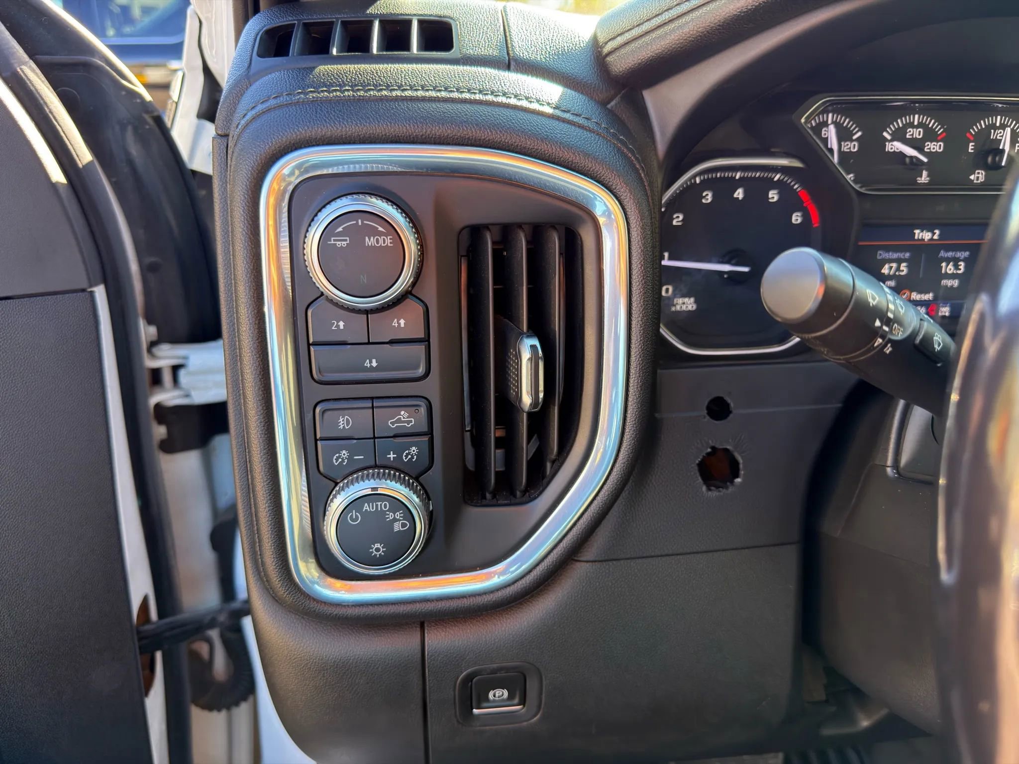 Used 2021 GMC Sierra 2500 SLE image 33