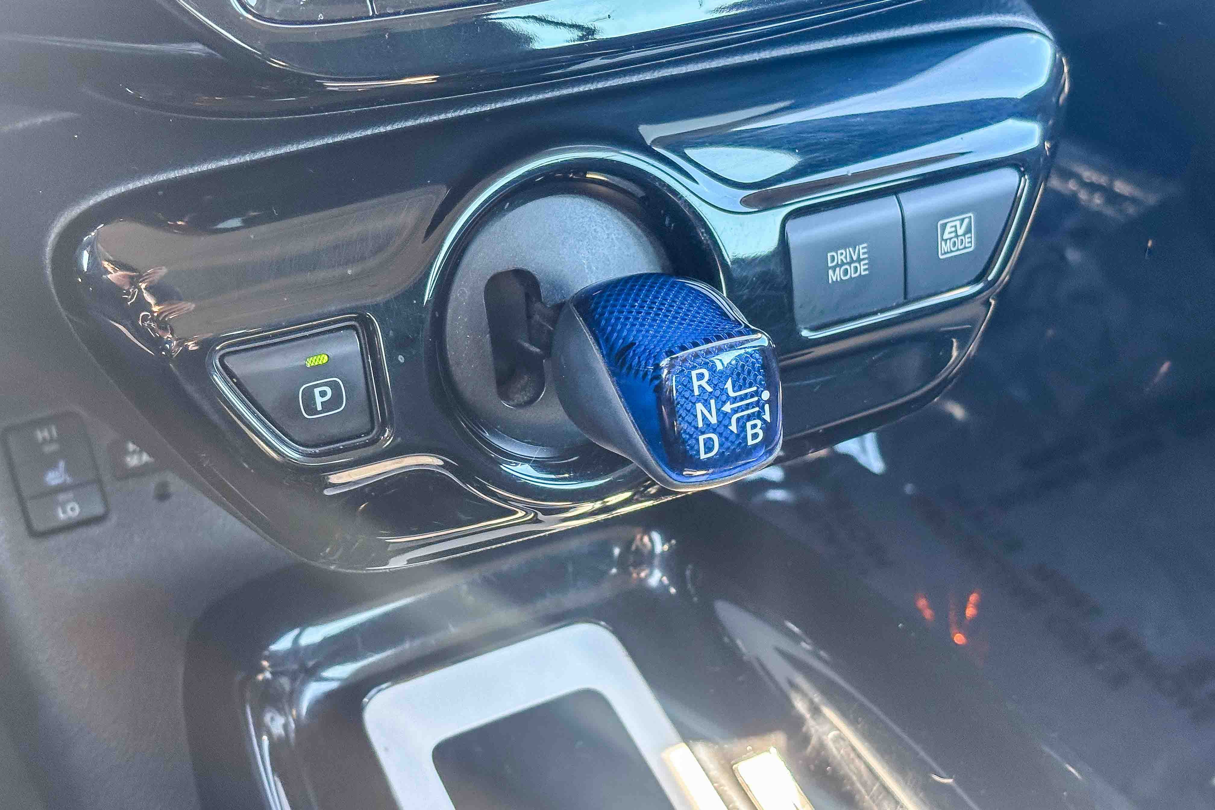 Used 2016 Toyota Prius Four w/ Advanced Technology Package image 25