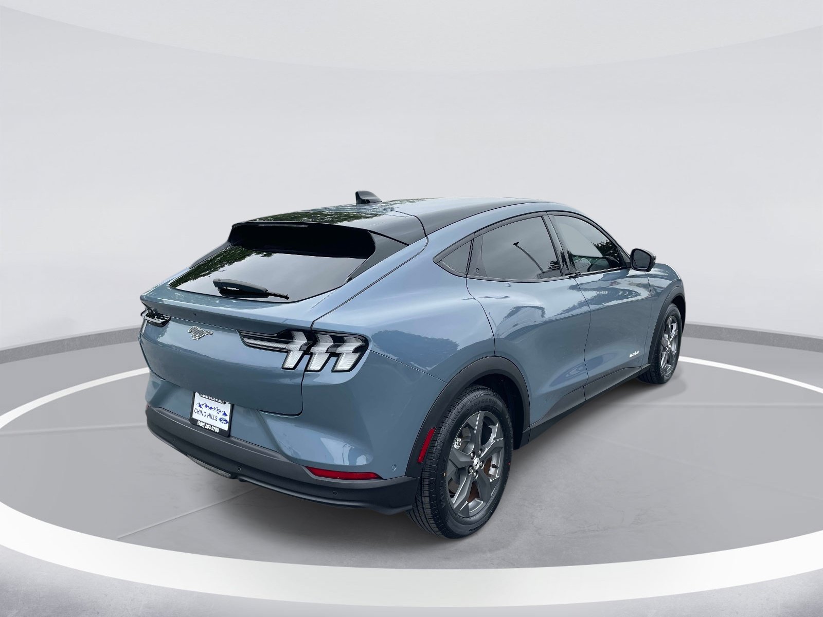 Used 2023 Ford Mustang Mach-E Select RWD image 4