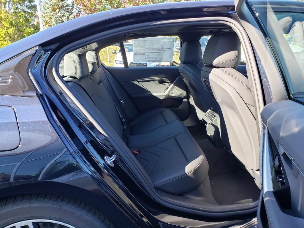 New 2026 BMW 530i xDrive image 16