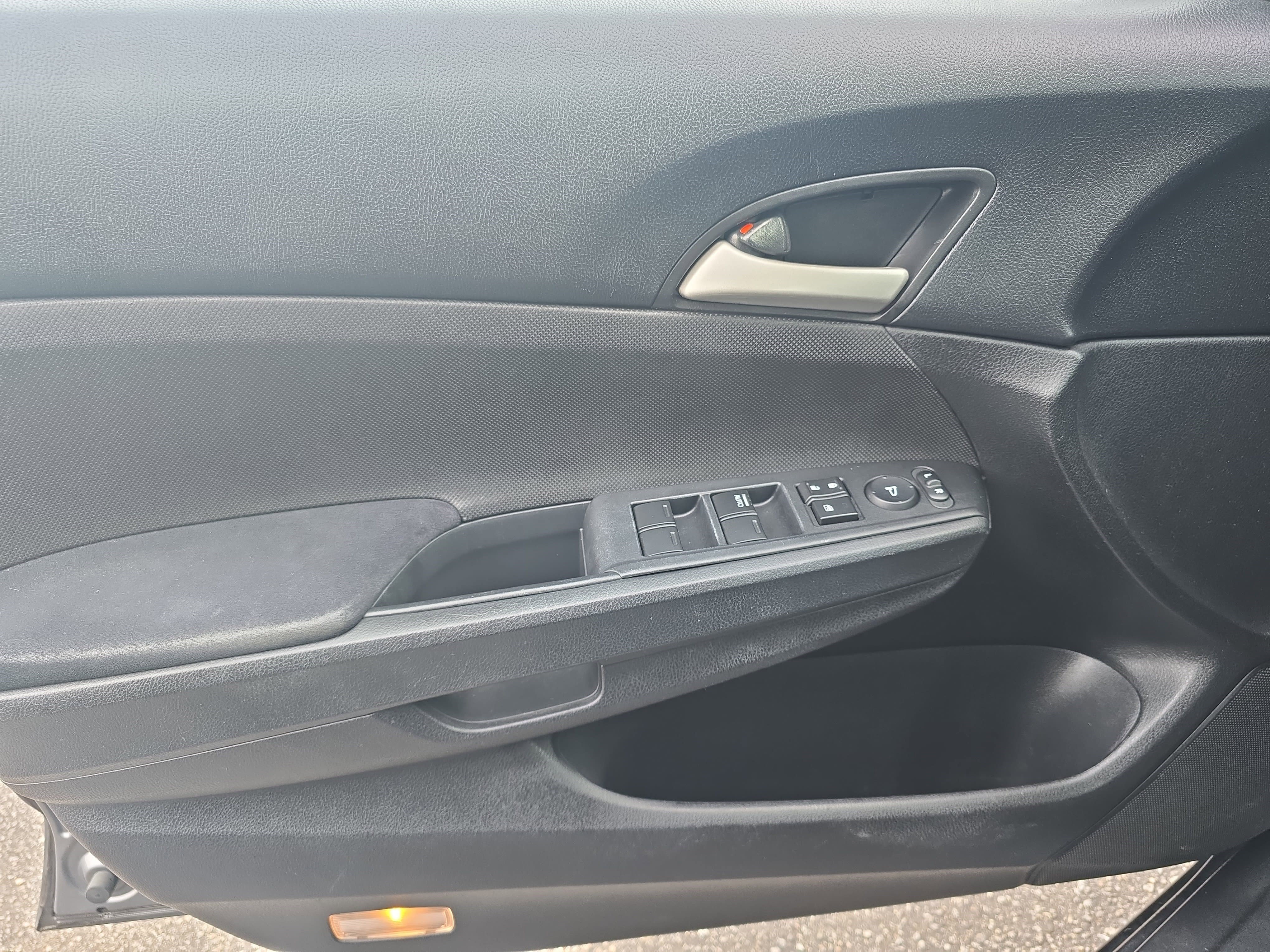 Used 2010 Honda Accord LX image 22