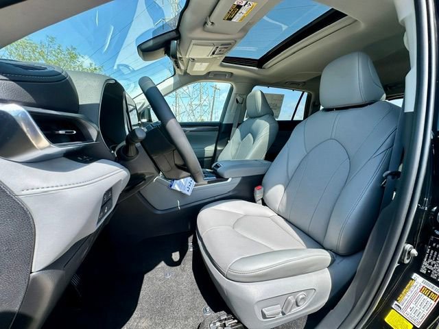 New 2026 Toyota Highlander Limited image 7