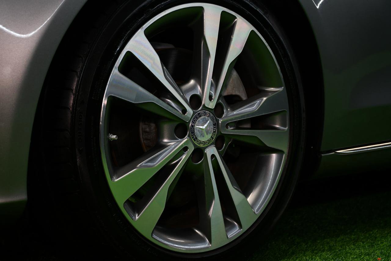 Used 2015 Mercedes-Benz C 300 Sedan w/ Premium 1 Package image 11